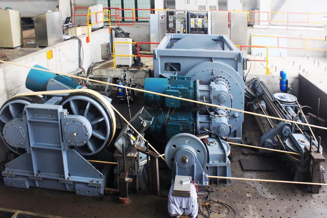 高性能多机传动助力高端船用绞车的应用案例